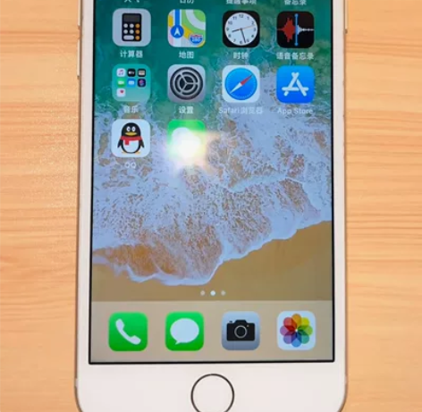 iPhone 8 银色64G美版换过电池 ...