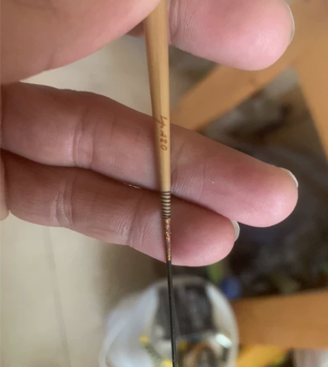阿卢老款底钓飘，翻身快。飘身总长37.5公...