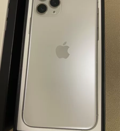 女生自用 95新以上 iPhone 11 ...