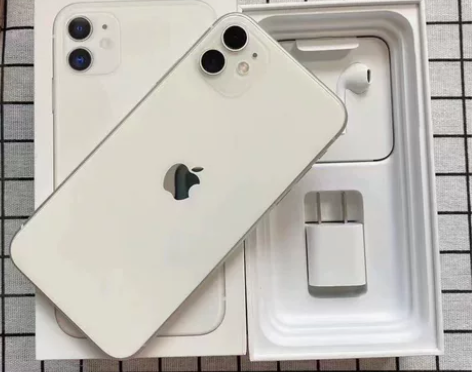?苹果11，白色款，有面容，6.1英寸，内...