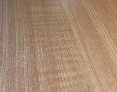 iPhone 11 屏幕:完美无瑕疵无痕迹...