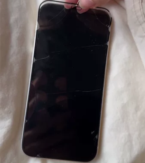 女生自用苹果12无任何维修，无任何磕碰 最...