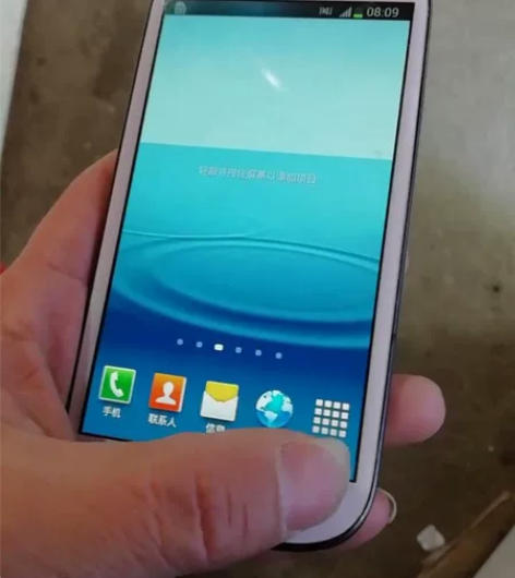 三星GT一l9300  手机  功能正常，...