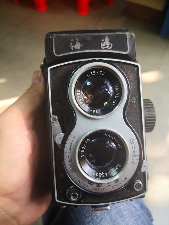 海鸥4B 120双反相机一台 机子功能完好...