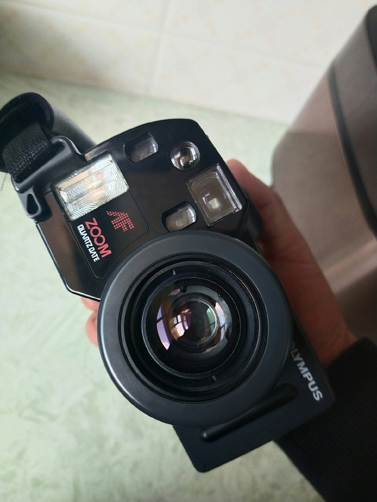 奥林巴斯胶卷相机m300,功能正常,闪光灯...