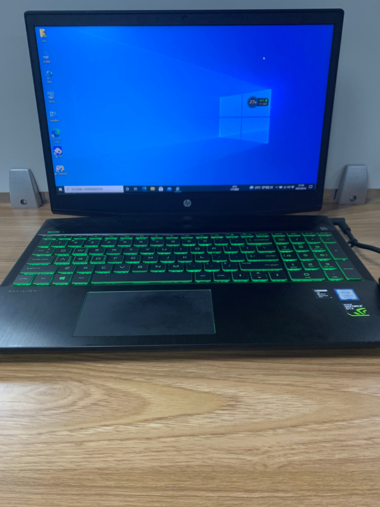 光影精灵4 游戏笔记本电脑，成色9新 轻微...