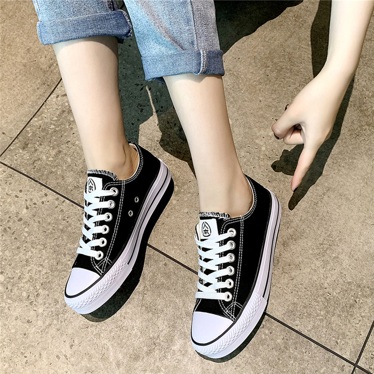 人本大码女鞋41 42帆布鞋黑色百搭学生球...