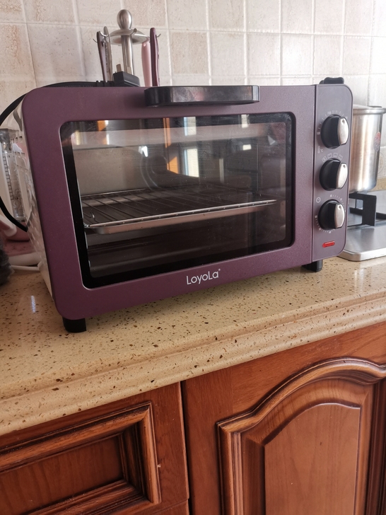 电烤箱,买了之后就用过几次,一直闲置,有需...