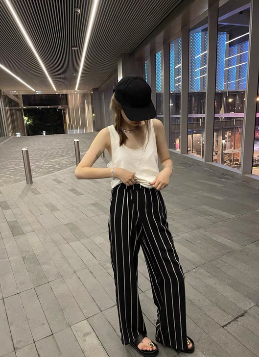 EEWEN   腔调条纹拖地裤 个性时髦里...