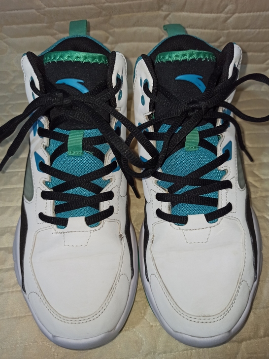 二手 37码男士正品安踏篮球鞋