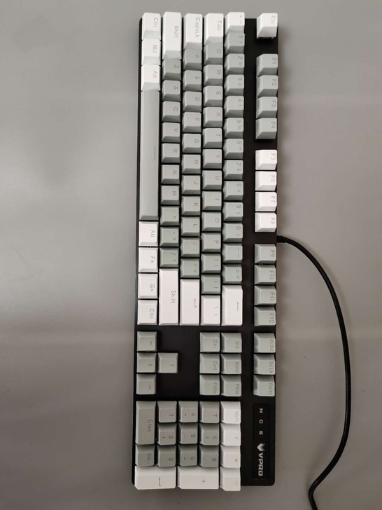 雷柏v500pro机械键盘，真机械，青黑红...