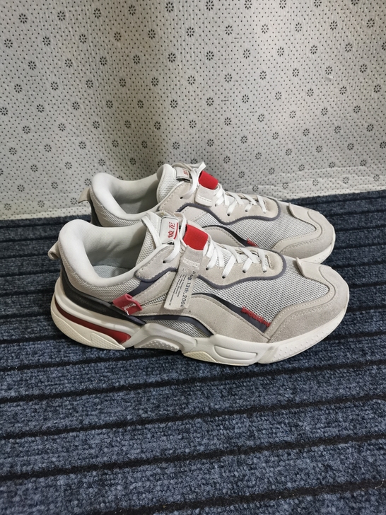 41码       二手正品李宁烛龙运动鞋...