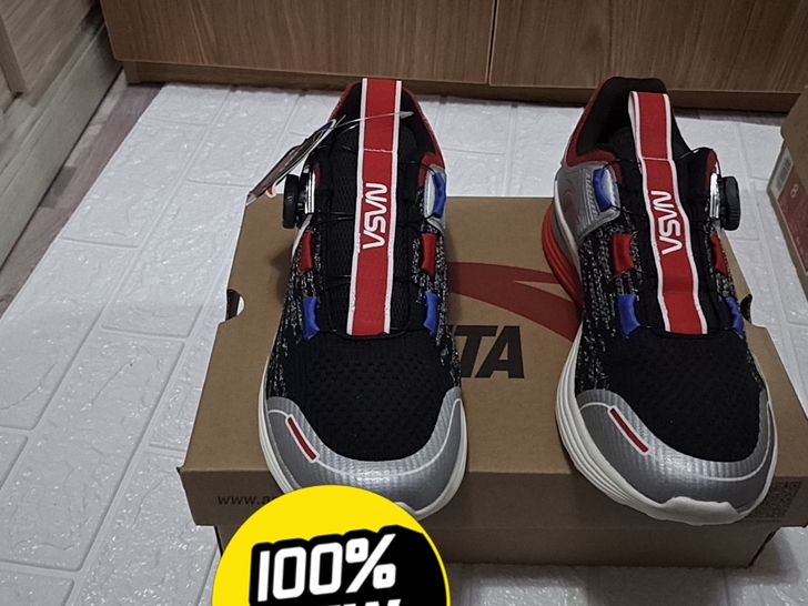 安踏！！！！41码！！！！119米包邮！！...