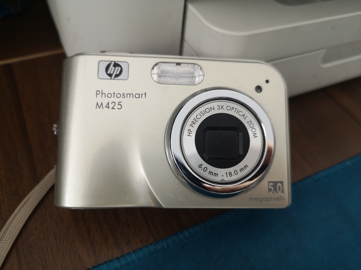 傻瓜相机，亚玛达购买，可无师自通，转闲置。