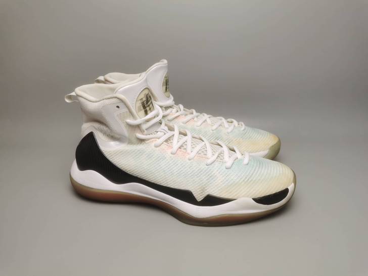 44码 李宁 驭帅11 水蜜桃 实战篮球鞋