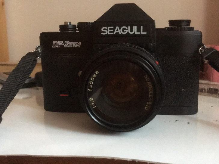 海鸥 一DF 一 2 E丅 M 像机
