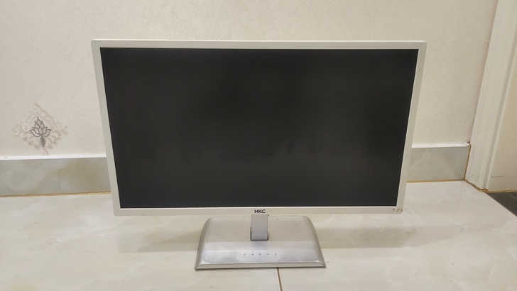 22寸HkC超薄高清液晶显示器，型号:21...