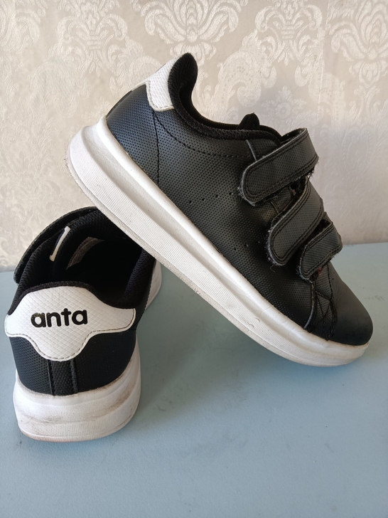 安踏板鞋34码内长215