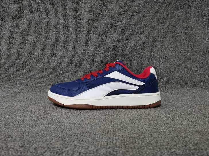 李宁复古防滑耐磨休闲板鞋