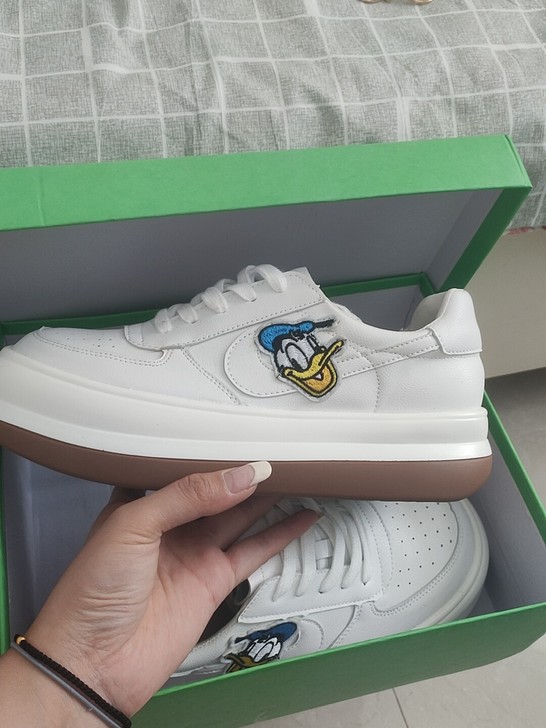 唐老鸭娃娃鞋  厚底不沉 休闲款不加绒 4...