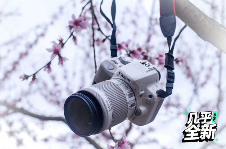 首先相机本身颜值很高，相机各方面都很新，我...