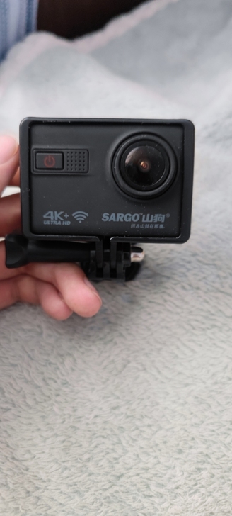 山狗运动相机，买来没咋用，备件就是图片这些...