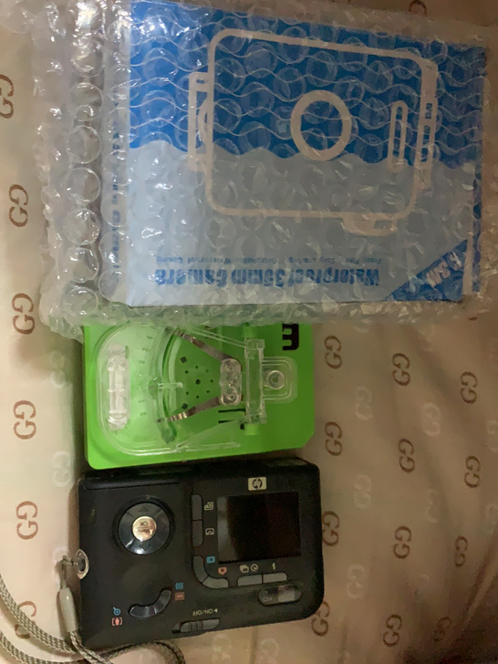 全新的胶片相机 还有闲置的ccd 送一个万...