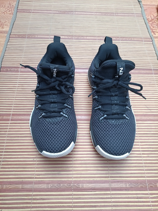 40码 乔丹运动鞋 ...