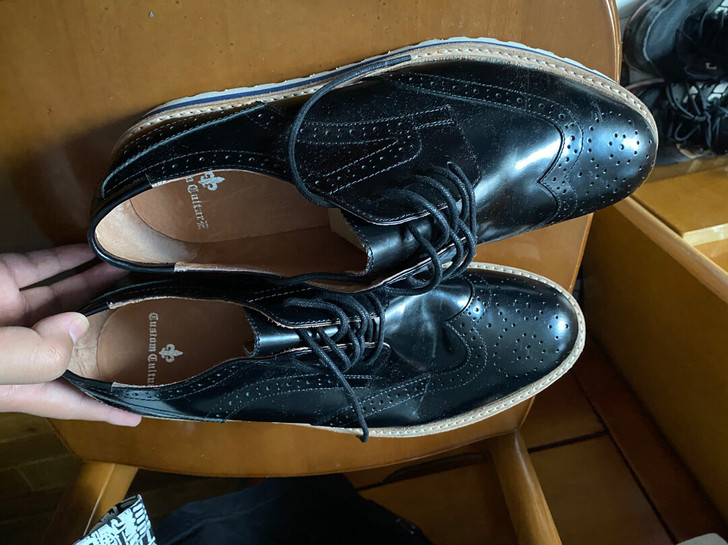 牌子我叫不上来，布洛克男鞋 皮鞋 42码 ...