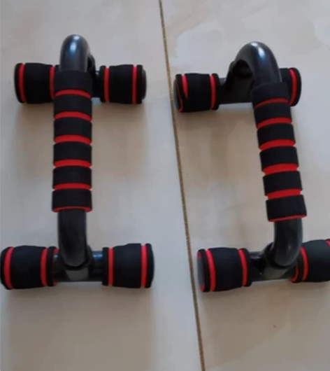 俯卧撑支架，闲置了，给钱就卖 感兴趣的话点...