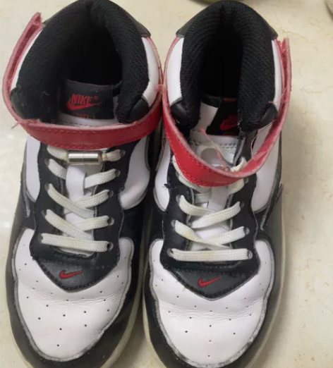 耐克  正品板鞋 31码 内长19 秋冬必...