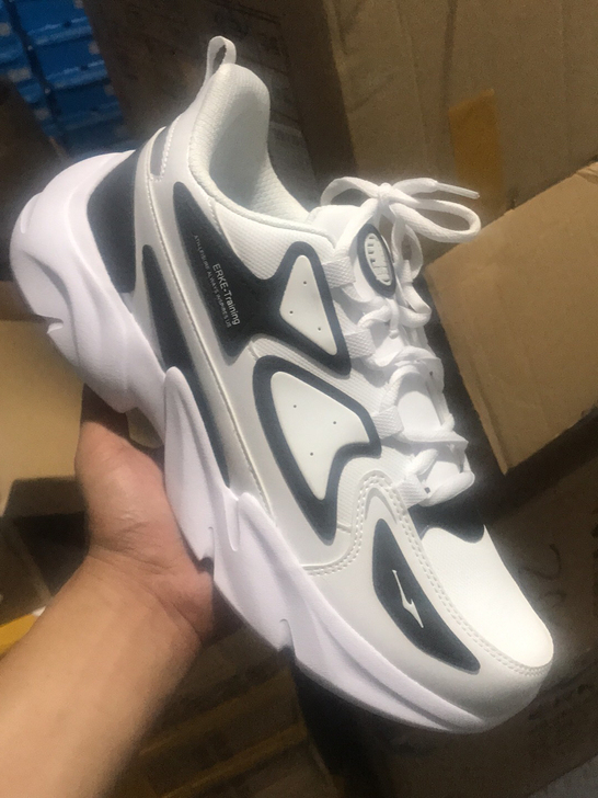 鸿星尔克男全能综训鞋44码