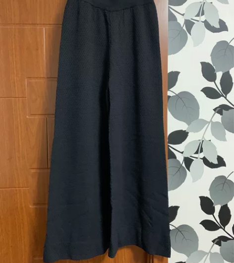 阔腿裤,松紧腰,大概可以穿到二尺三,只穿过...