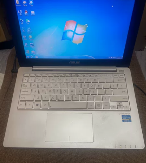 华硕 X201E 轻薄本 一直自用 原包装...