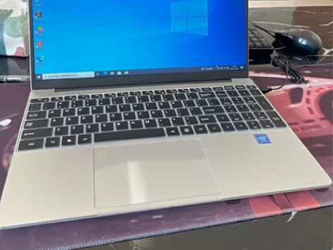 出一台全新英特尔办公笔记本电脑 超薄笔记本...