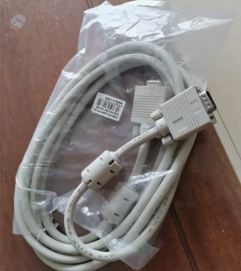 全新显示器数据线,3米长。 感兴趣的话点“...