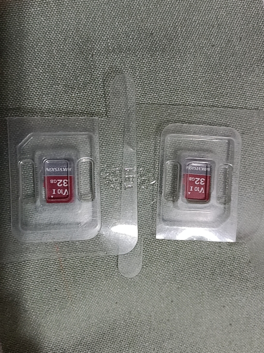 海康威视内存卡，买多不要了，便宜处理，质量...
