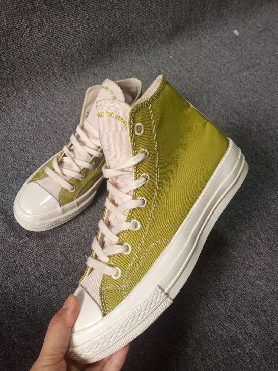 38码匡威高帮帆布鞋