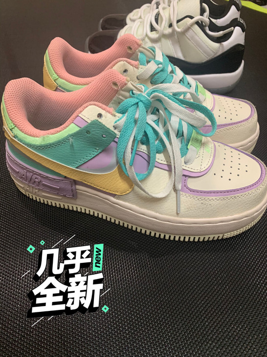 新旧程度 ：穿过一两次（可以看鞋的内里）