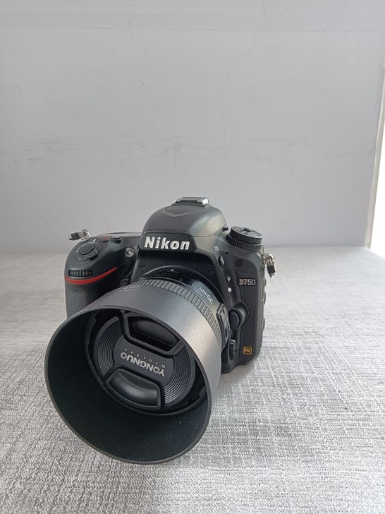 尼康 D750 永诺 镜头35mm F2N...