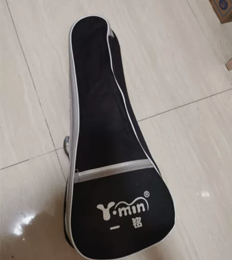 尤克里里 前年一时兴趣想买来学习的 然后一...