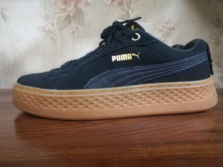 彪马puma蕾哈娜 板鞋，37.5码，保正...