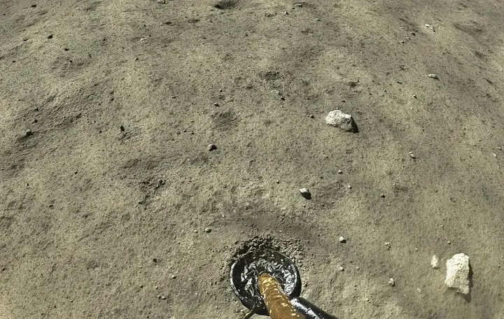 收一个适马35/1.4art头，佳能口，要...