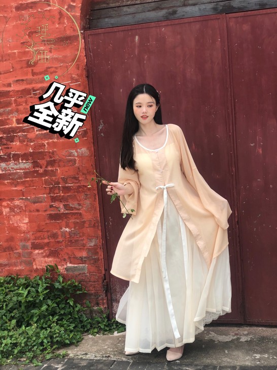 【正】瑶栖楼月桂色珍珠雪纺圆领s码