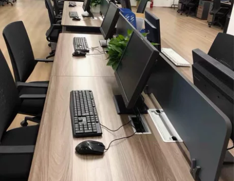 【低价出售联想电脑主机 台式Lenovo原...