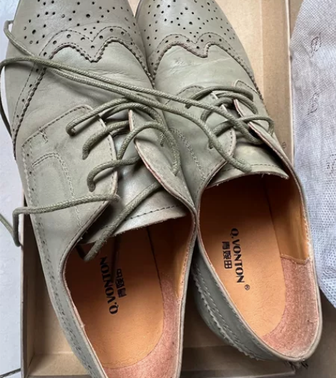 青婉田真皮女鞋复古英伦风女鞋粗跟中跟单鞋系...