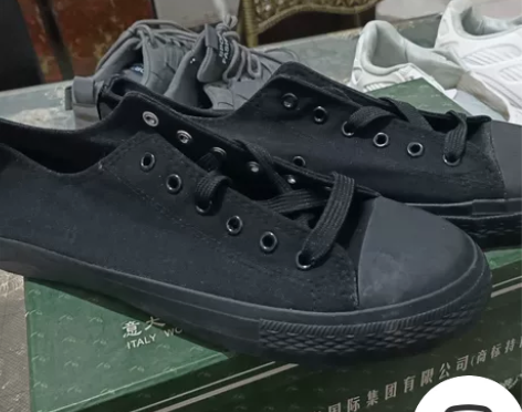 全黑色帆布鞋女上班布鞋韩版纯黑平底工作鞋板...