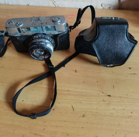 海鸥照相机 如图所示，有皮套，份量足，作怀...