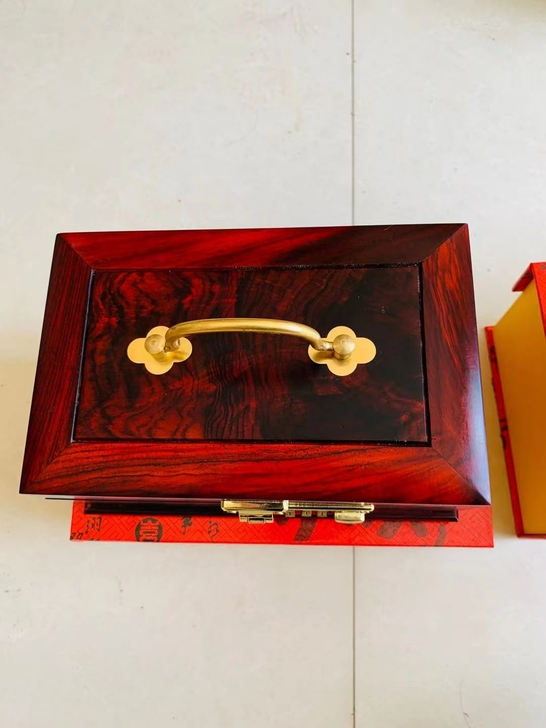 精品这才是精品！红酸枝满鬼脸留疤花纹精品首...