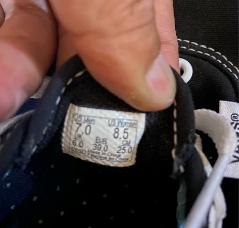 绝对正品Vans,超轻39码,只穿过几次。...